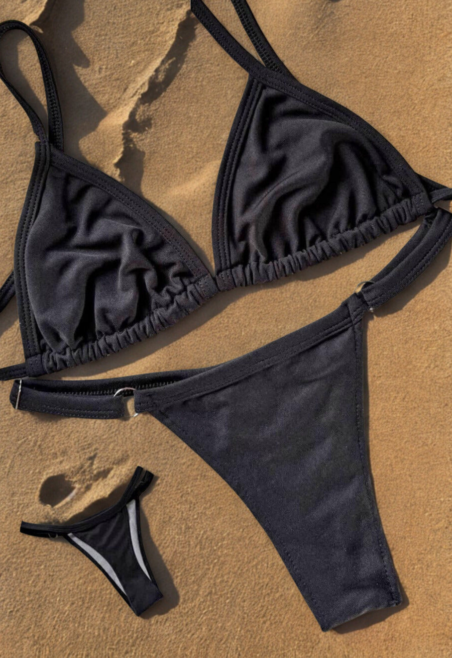 Bikini Evelyn
