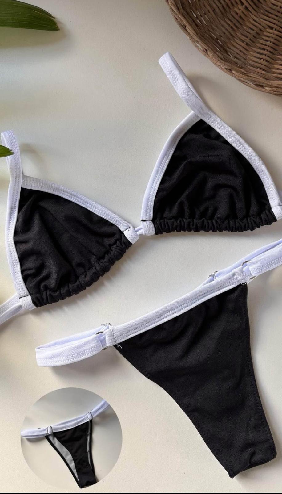 Bikini Evelyn