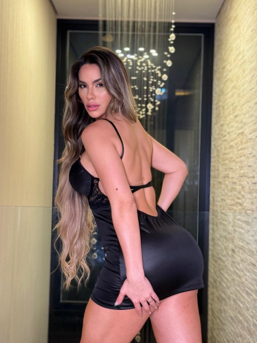 Baby Doll  Moni