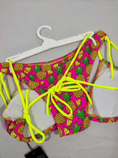 Bikini Vedetina Piñas