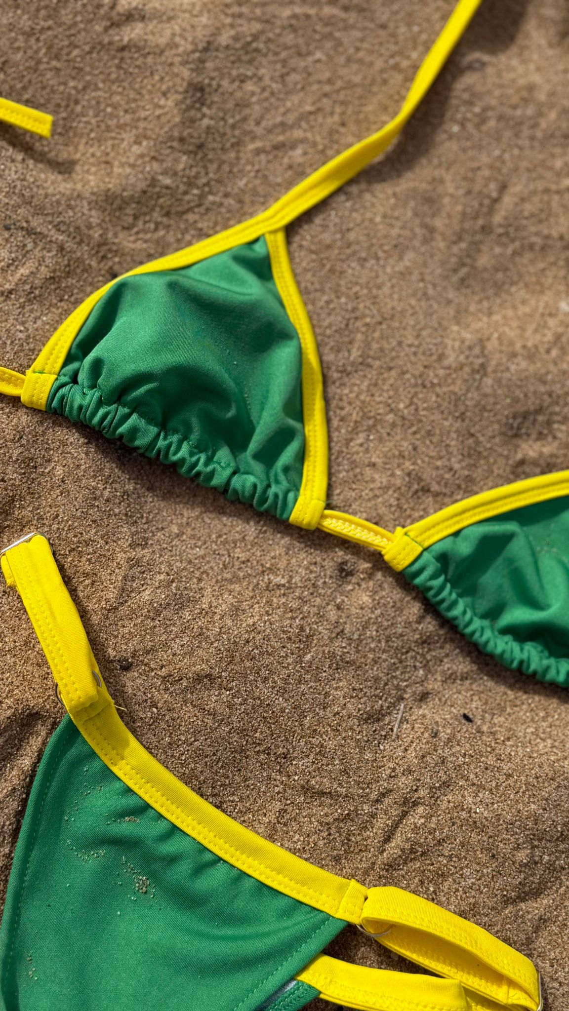Bikini Evelyn