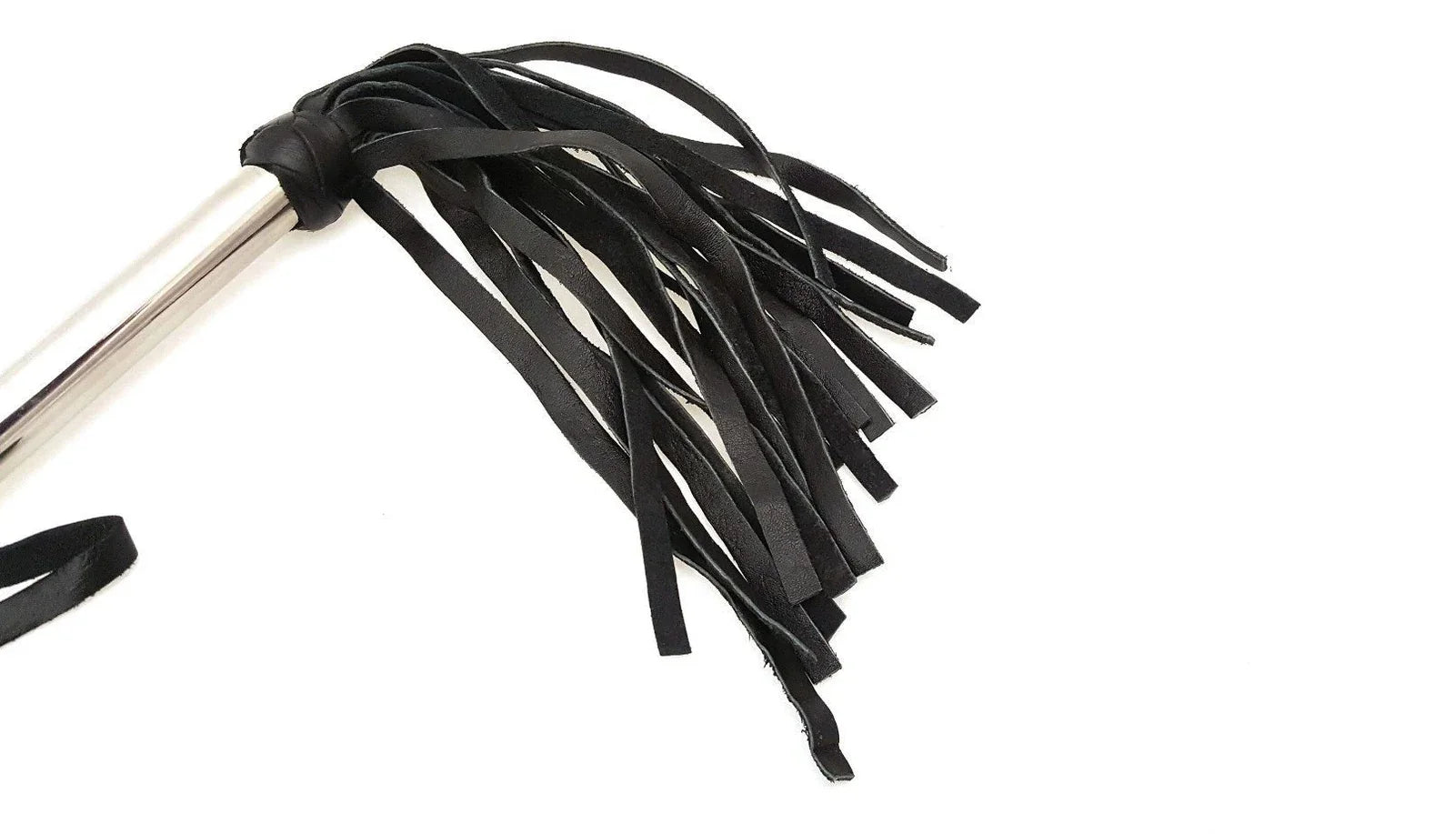 Flogger de Cuero y mango de metal